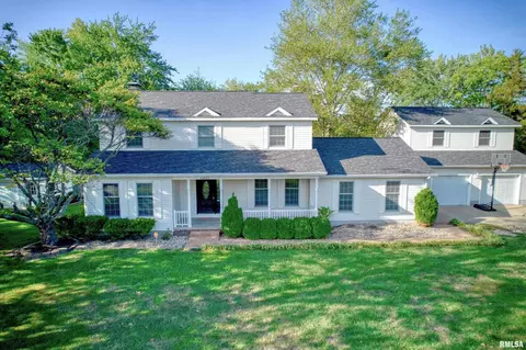 2300 Douglas Dr, Marion, IL 62959