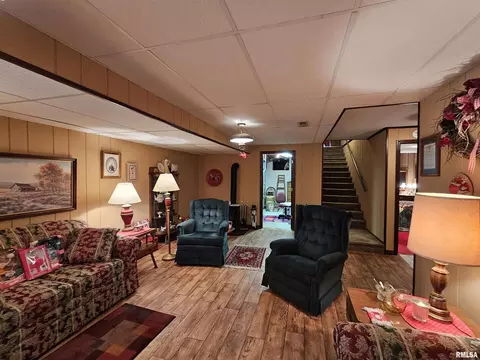 2222 Pine St, Eldorado, IL 62930 photo 31