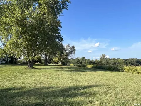 1107 Hayes Rd, Ava, IL 62907