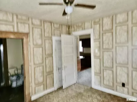 600 E Bennett St, Salem, IL 62881 photo 14