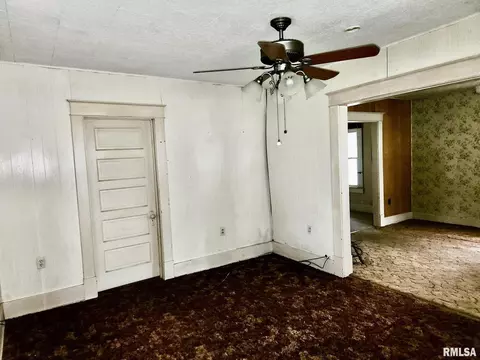 600 E Bennett St, Salem, IL 62881 photo 15