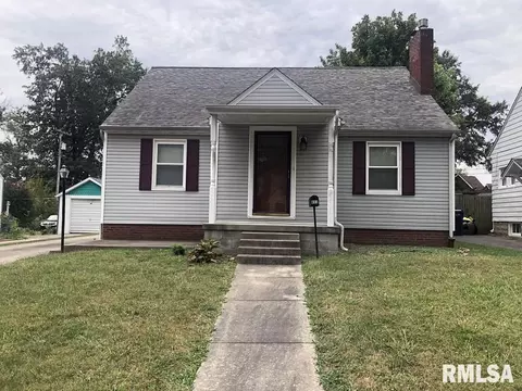803 Oakland Ave, Mount Vernon, IL 62864