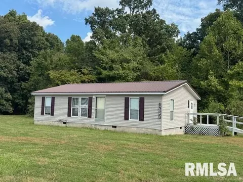 17842 Route 37 Hwy, Johnston City, IL 62951