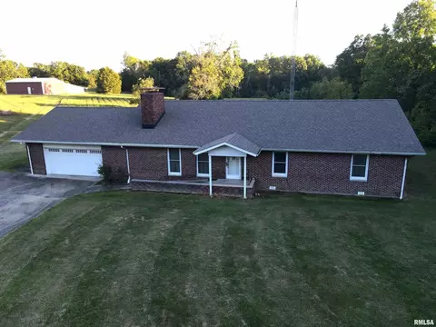 19143 E Fairfield Rd, Mount Vernon, IL 62864