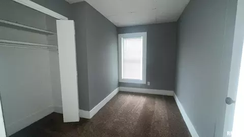 208 W Ray Ave, Christopher, IL 62822 photo 12