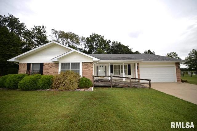 2604 Windcrest Dr, Mount Vernon, IL 62864