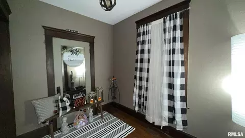605 S 14th St, Herrin, IL 62948 photo 10
