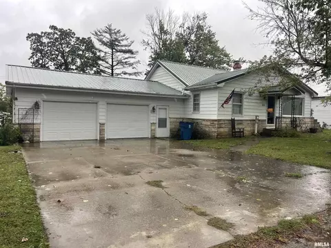 313 N Broadway, Goreville, IL 62939