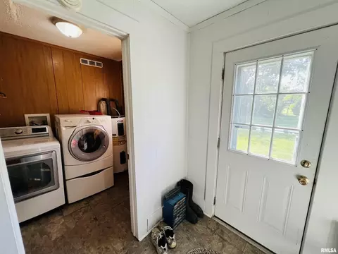 671 2nd St, Omaha, IL 62871 photo 20