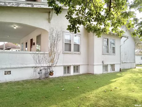 218 Leafland, Centralia, IL 62801 photo 2