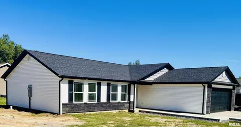 301 Olivia Dr, Marion, IL 62959 photo 3