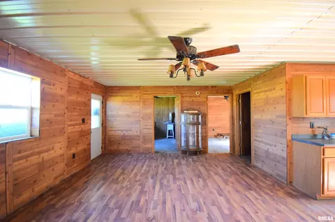 10929 E Davis Rd, Mount Vernon, IL 62864 photo 7