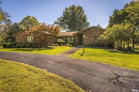 150 White Tail Rd, Murphysboro, IL 62966