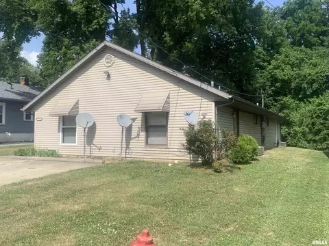714 N 23rd St, Murphysboro, IL 62966