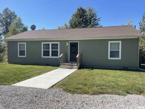 9230 Herrin Rd, Johnston City, IL 62951