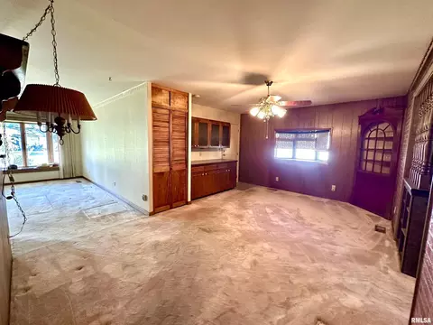 2 Charles Dr, Centralia, IL 62801 photo 10