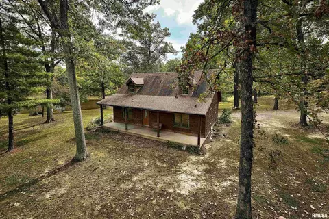 15360 Dwina Rd E, Pittsburg, IL 62974