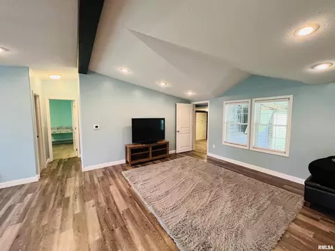 485 Old Broughton Rd, Eldorado, IL 62930 photo 26