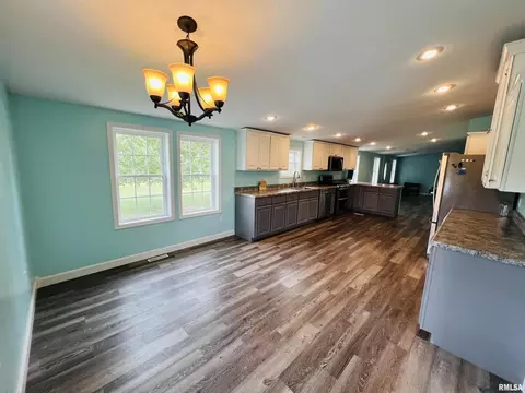 485 Old Broughton Rd, Eldorado, IL 62930 photo 18