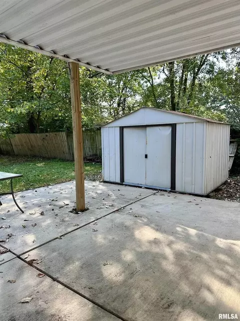 211 William St, Salem, IL 62881 photo 23