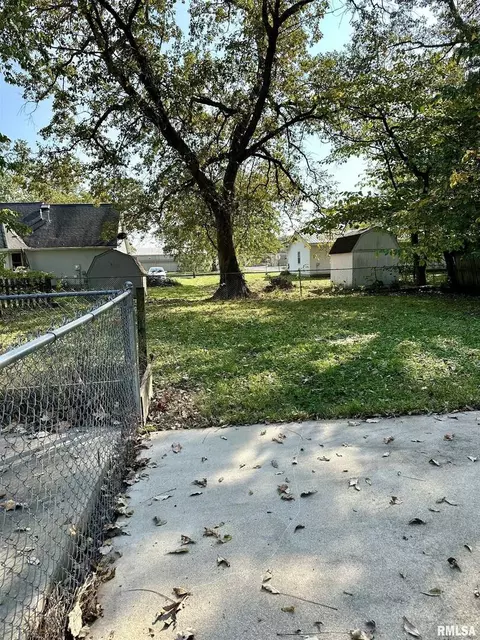 211 William St, Salem, IL 62881 photo 26
