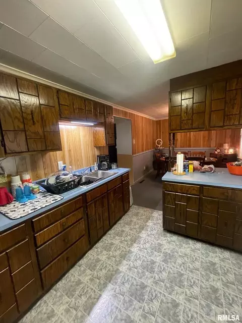 1204 Espy St, Benton, IL 62812 photo 15