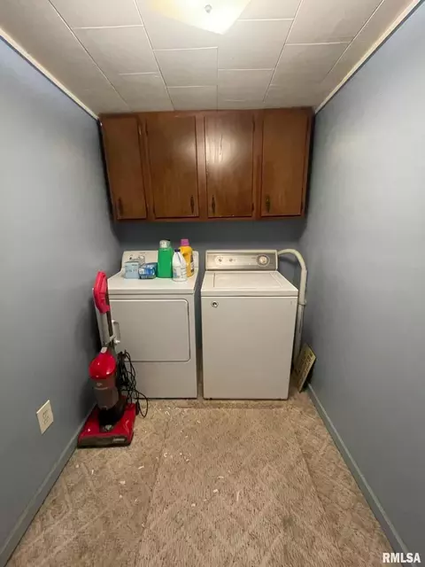 1204 Espy St, Benton, IL 62812 photo 28