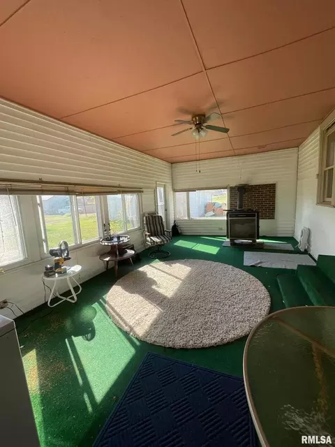 1204 Espy St, Benton, IL 62812 photo 19