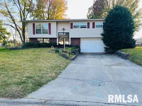 25 SW Crescent Rd, Mount Vernon, IL 62864