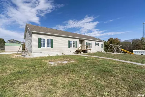 7370 Highway 13 W Rd, Harrisburg, IL 62946