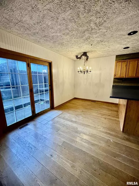 996 Forest Ave, Marion, IL 62959 photo 6