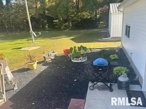 13989 E Cutler St, Benton, IL 62812 photo 26