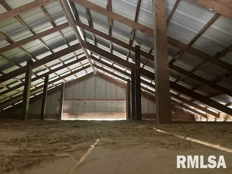13989 E Cutler St, Benton, IL 62812 photo 22
