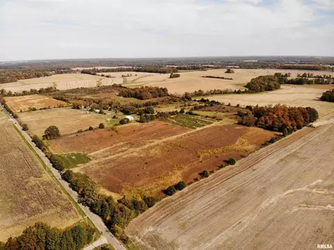 0000 Branch Rd, Centralia, IL 62801
