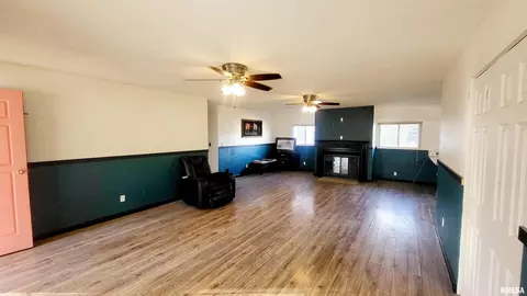 1334 E 6th St, Centralia, IL 62801 photo 4