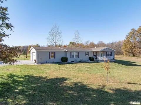 3221 Norton Rd, Sandoval, IL 62882