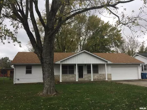 436 Springfield Ave, Anna, IL 62906