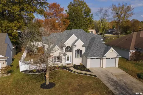 1706 Castleberry Dr, Marion, IL 62959