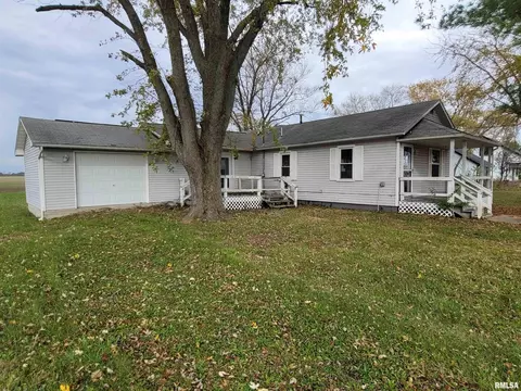 517 Dewolf St, Odin, IL 62870 photo 19