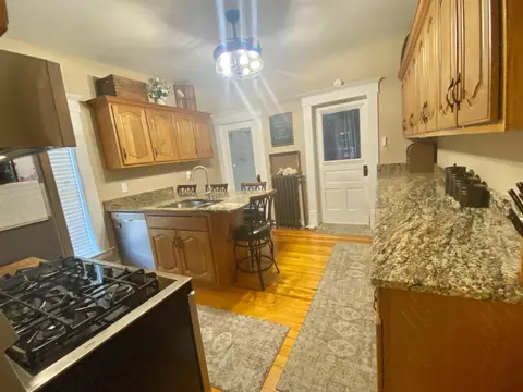 420 E Webster St, Benton, IL 62812 photo 24