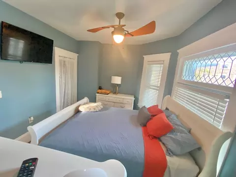 420 E Webster St, Benton, IL 62812 photo 37