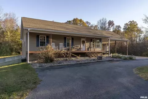 13236 Edwards Rd, Pittsburg, IL 62974
