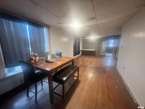 220 Johnson Ave, Centralia, IL 62801 photo 13