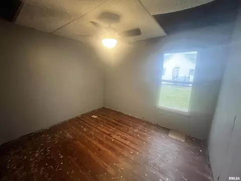 220 Johnson Ave, Centralia, IL 62801 photo 19