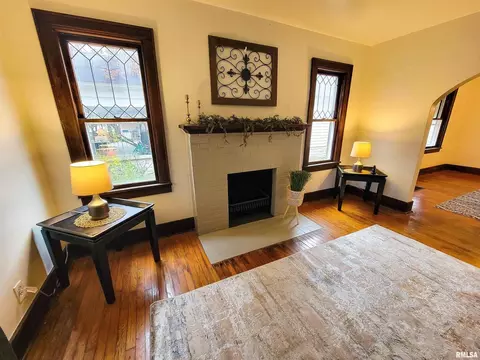 433 E North Ave, Flora, IL 62839 photo 3
