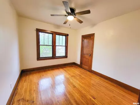 433 E North Ave, Flora, IL 62839 photo 47