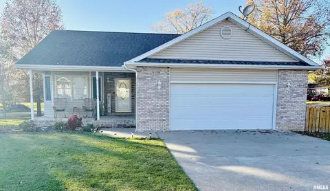 400 Abby Dr, Carterville, IL 62918