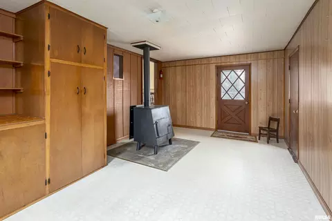 8750 E Casey Pike Rd, Mount Vernon, IL 62864 photo 11