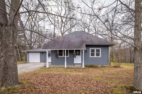 8750 E Casey Pike Rd, Mount Vernon, IL 62864