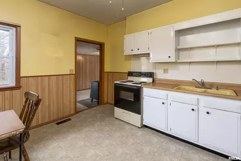 8750 E Casey Pike Rd, Mount Vernon, IL 62864 photo 9